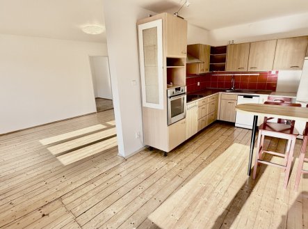 Pronájem bytu, 3+kk, 117 m²