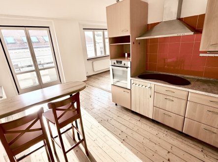 Pronájem bytu, 3+kk, 117 m²