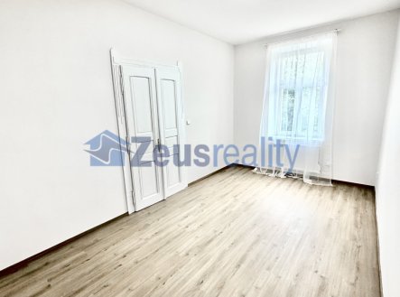 Pronájem bytu, 1+1, 42 m²