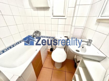 Pronájem bytu, 2+kk, 44 m²