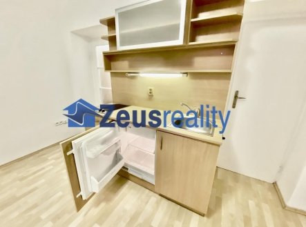 Pronájem bytu, 1+kk, 25 m²