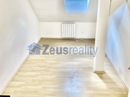 Pronájem bytu, 2+1, 53 m²