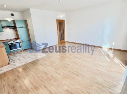 Pronájem bytu, 1+kk, 39 m²