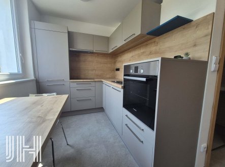 Pronájem bytu, 2+1, 68 m²