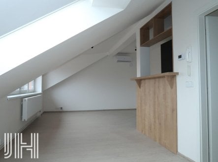 Pronájem bytu, 2+kk, 57 m²