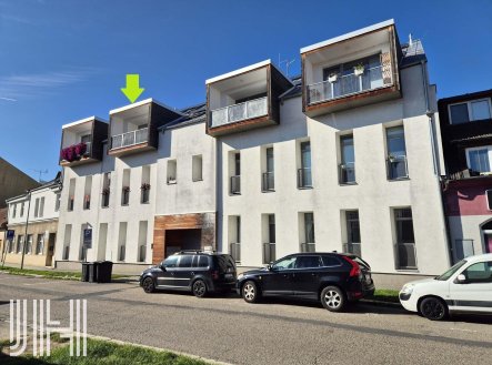 Pronájem bytu, 2+kk, 63 m²