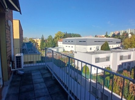 Pronájem bytu, 2+kk, 56 m²