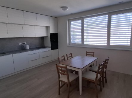 Pronájem bytu, 2+kk, 50 m²
