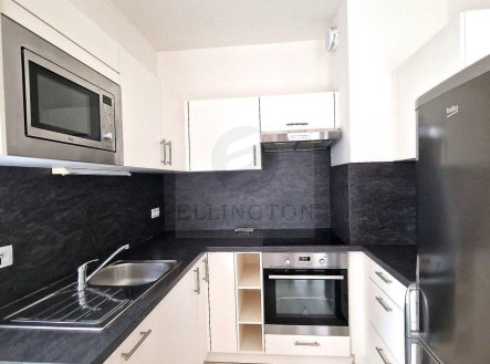 Pronájem bytu, 2+kk, 65 m²