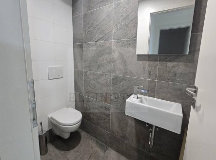 Prodej kanceláře, 49 m²