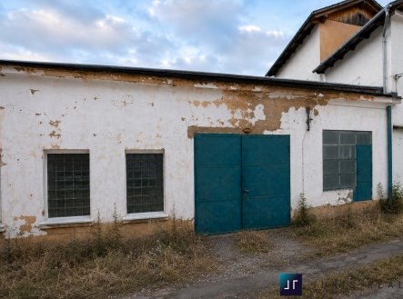 pohled zvenku | Pronájem - komerční objekt, sklad, 130 m²