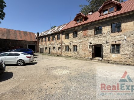 Prodej domu/vily, 950 m²