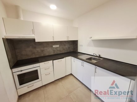 Pronájem bytu, 1+1, 37 m²