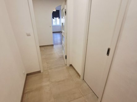 Pronájem bytu, 1+1, 37 m²
