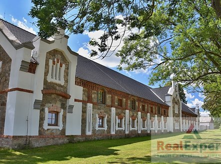 Prodej výrobní prostory, 3 277 m²