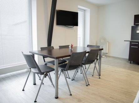 Pronájem bytu, 2+kk, 100 m²