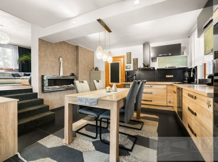 Prodej domu/vily, 230 m² obrázek