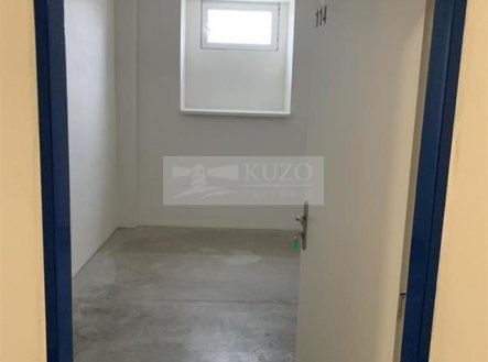 Pronájem skladu, 11 m²