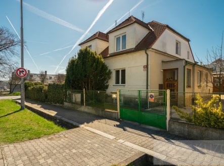Prodej obchodní prostory, 177 m²