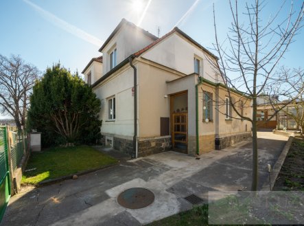 Prodej obchodní prostory, 177 m²