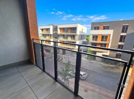 Pronájem bytu, 1+kk, 38 m²