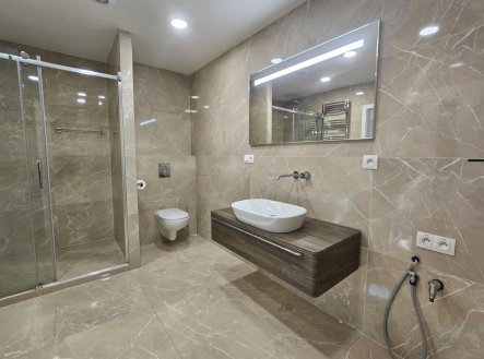 Pronájem bytu, 2+1, 75 m²
