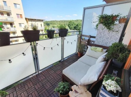 Pronájem bytu, 2+kk, 65 m²