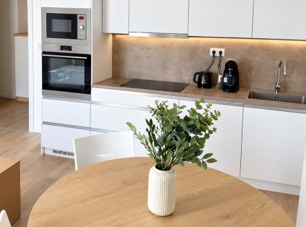 Pronájem bytu, 1+kk, 32 m²