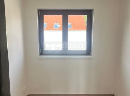 Pronájem bytu, 2+kk, 30 m²