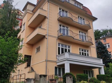 Prodej nájemního domu, 570 m² obrázek