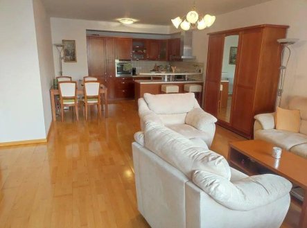 Pronájem bytu, 2+kk, 66 m²