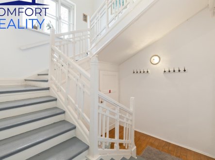 Pronájem bytu, 3+1, 355 m²