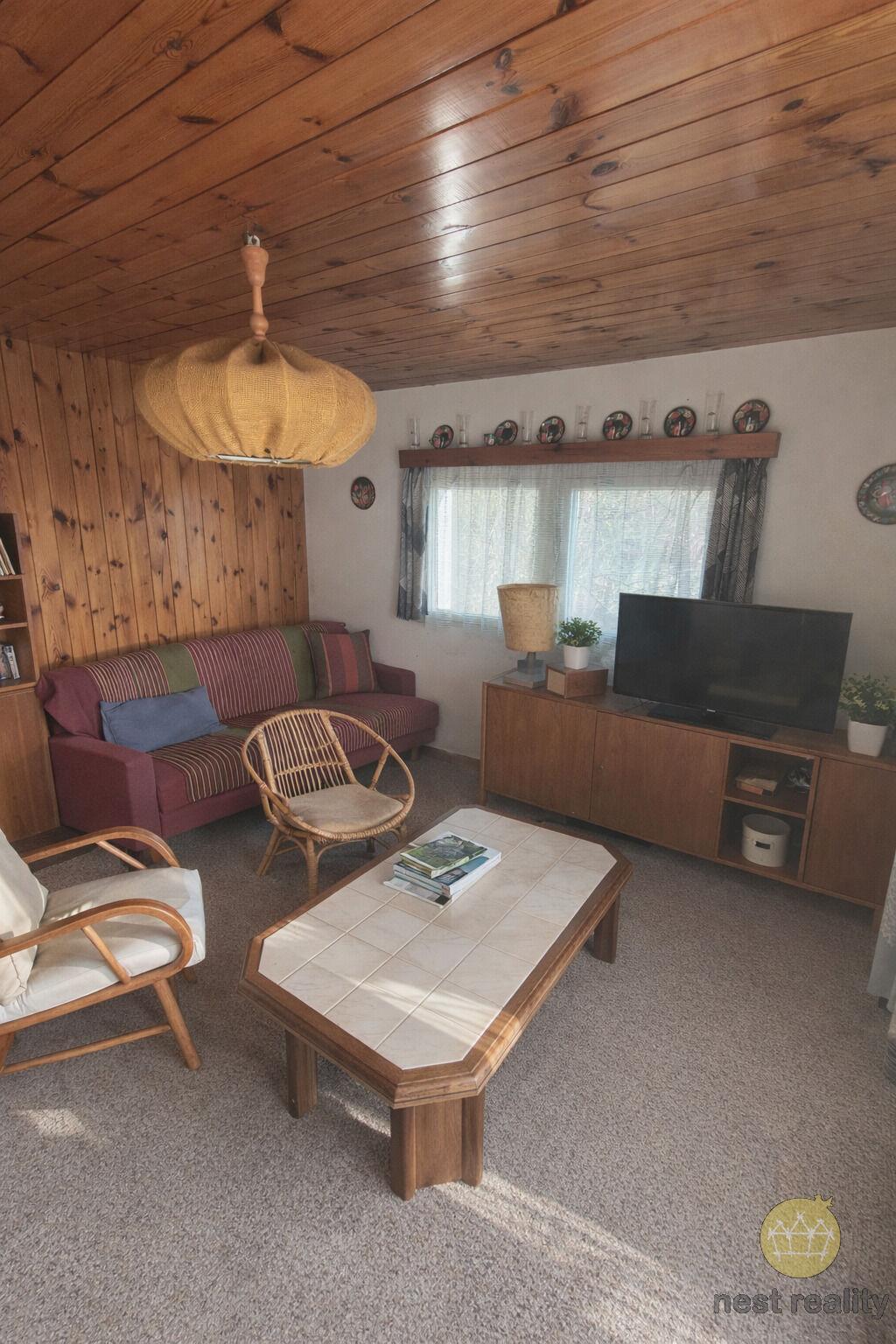 Prodej domu (chalupy) 3+1, o výměře 95 m2, Petrov - Chlomek, okres Praha - západ, ulice U Vodárny.