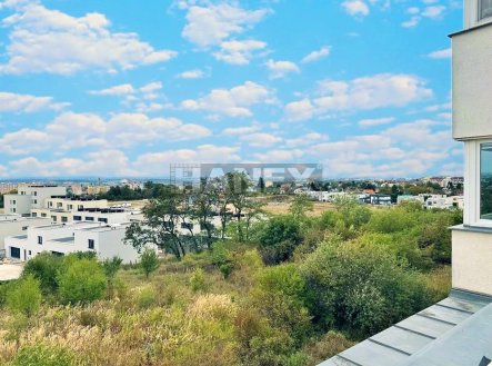 Pronájem bytu, 3+kk, 80 m²