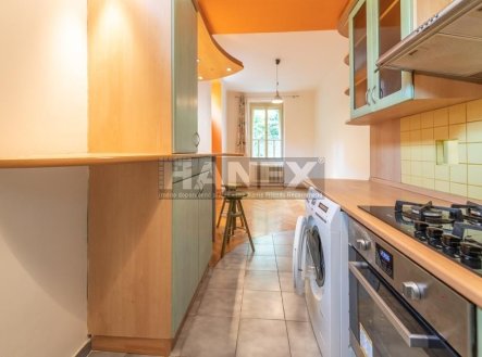 Pronájem bytu, 3+kk, 85 m²