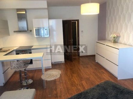 Pronájem bytu, 1+kk, 34 m²