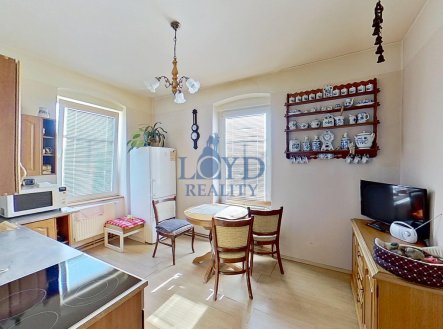 Prodej nájemního domu, 374 m²