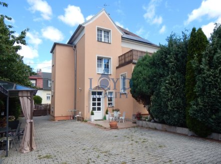 Prodej domu/vily, 210 m²