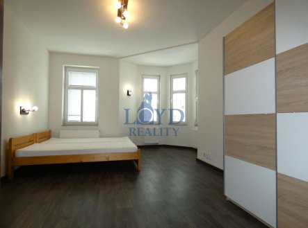 Pronájem bytu, 1+1, 37 m²