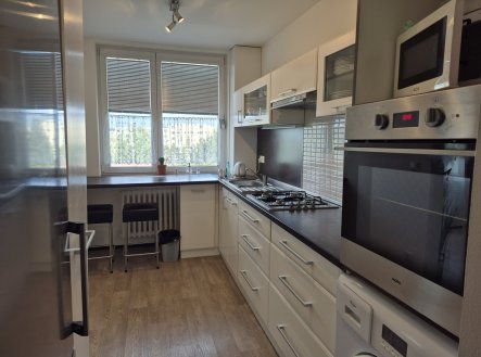 Pronájem bytu, 3+1, 77 m²