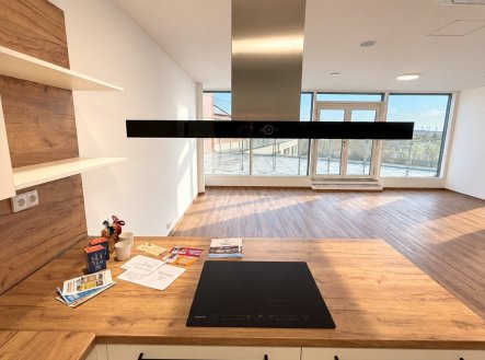 2-1 pronájem Cézava - kuchyně | Pronájem bytu, 2+kk, 165 m²