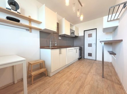 Pronájem bytu, 3+1, 75 m²
