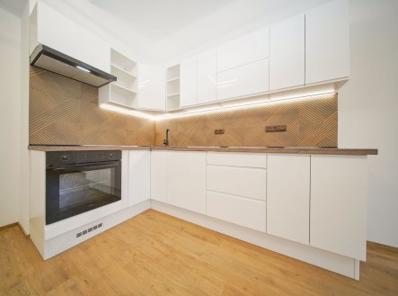 Pronájem bytu, 2+kk, 66 m²