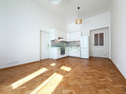 Pronájem bytu, 2+kk, 55 m²