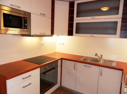 Pronájem bytu, 3+kk, 91 m²