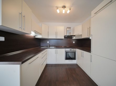 Pronájem bytu, 3+kk, 67 m²