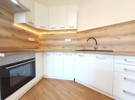 Pronájem bytu, 2+kk, 38 m²
