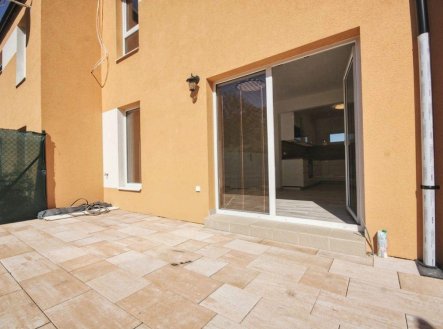 Pronájem domu/vily, 80 m²
