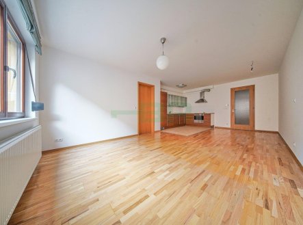 Pronájem bytu, 2+kk, 56 m²