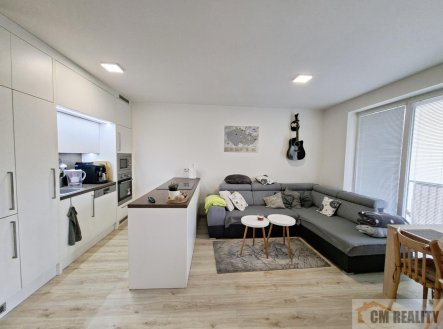 Pronájem bytu, 2+kk, 62 m²